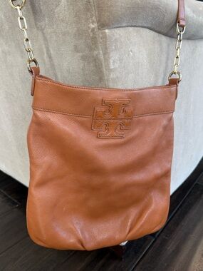 Tory Burch Tan Leather Shoulder Bag with Gold & Leather Chain Strap